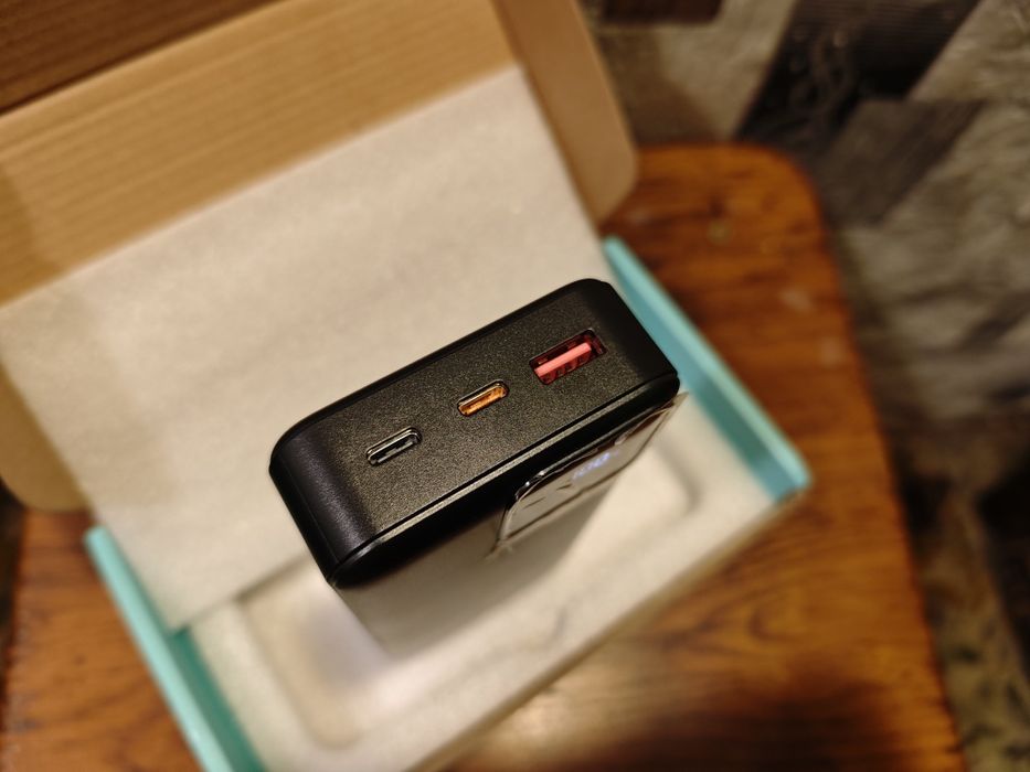 Power Bank LP2 на 20000mAh