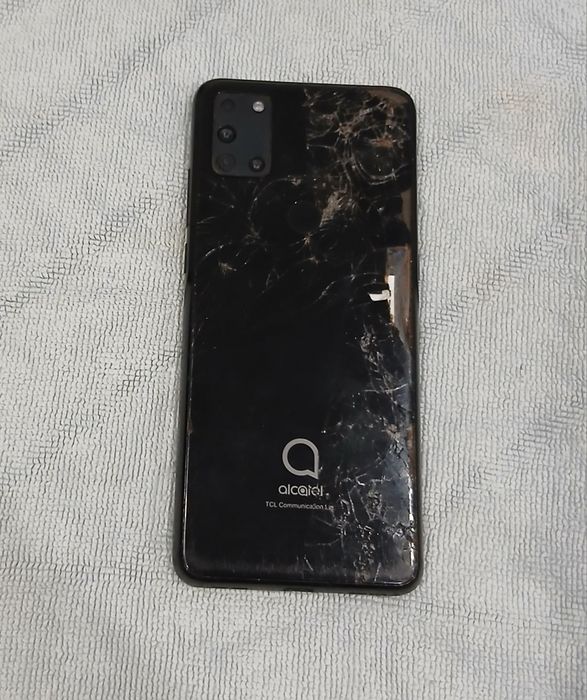 Alcatel 3X para arranjo ou peças