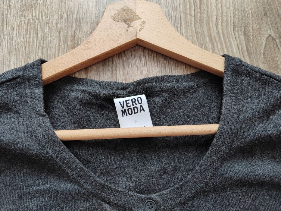 Sweter damski rozpinany okrągły dekolt Vero Moda S