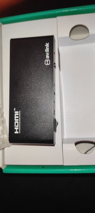 Switcher  hdmi  com comando 1 out, 3 in