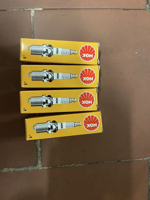 Velas BPR6ES novas