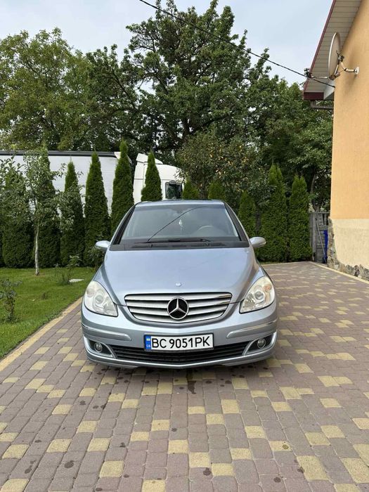 Мерседес б класу