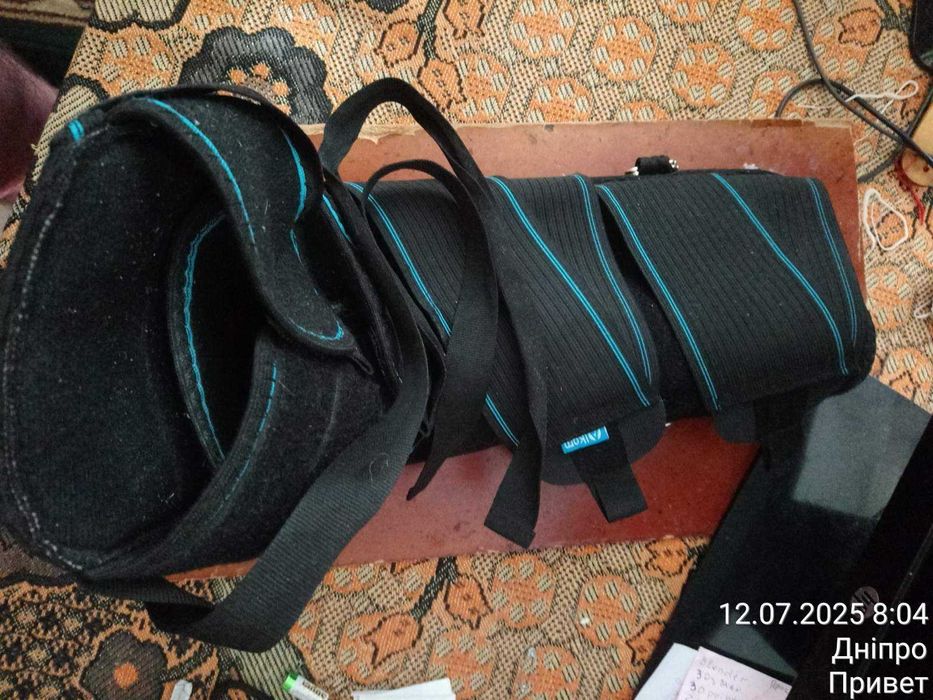 Сапожок для фиксации ноги при переломе, травме