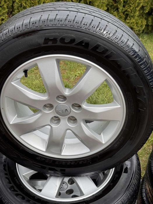 Шини  диски колеса235/65 R17 кіа соренто  хюндай
