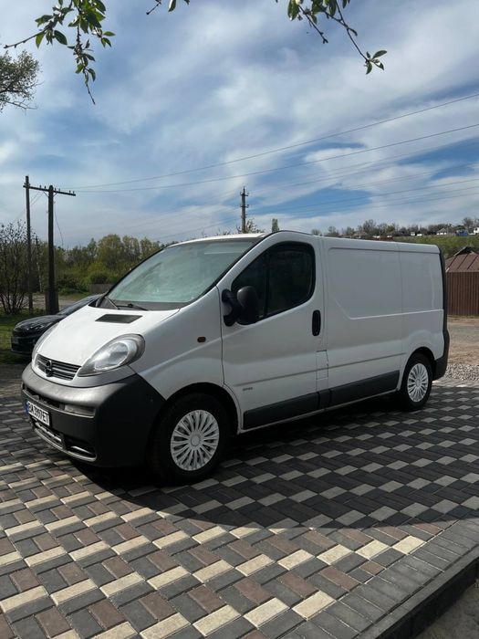 Продам Opel Vivaro 1.9