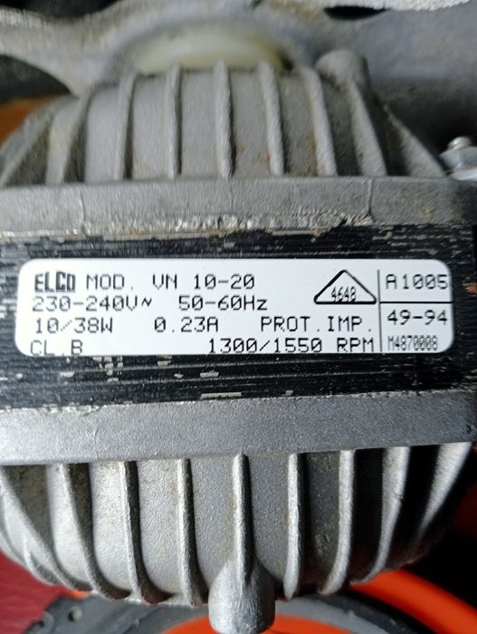 Вентилятор для вентиляции.