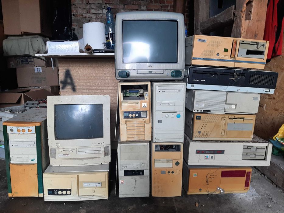 Retro zabytkowe KOMPUTERY 46 szt kolekcjoner