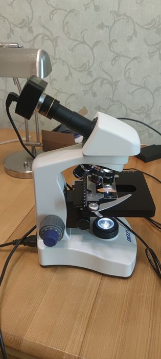 Микроскоп Delta Optical с камерой 3,1MP