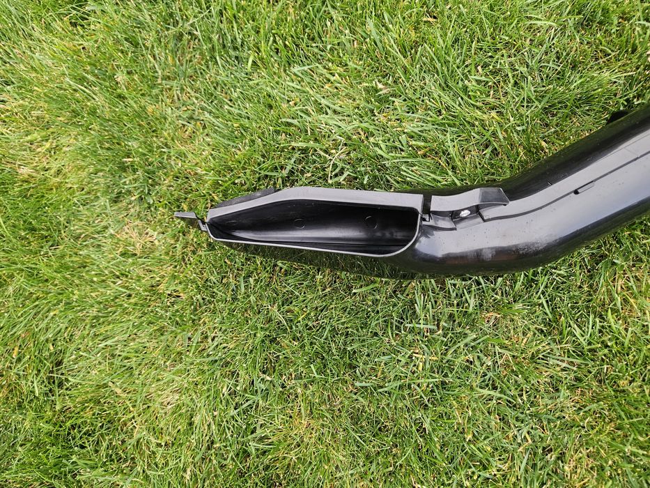 Патрубок повітряного фільтра Mitsubishi L200 Pajero sport 2006-2015