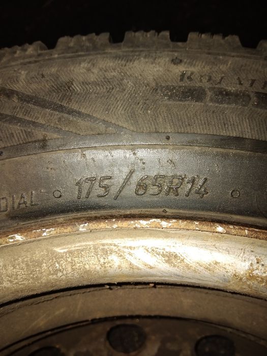 Колеса в сборе шипованные