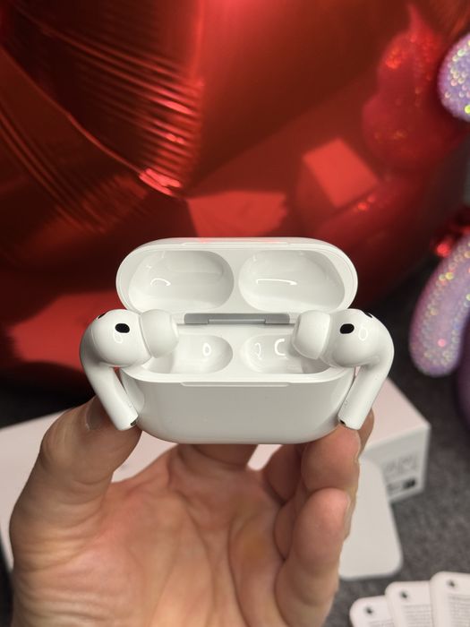 Навушники Apple Airpods Pro 3 Gen (Шумоподавлення, бездротова зарядка)