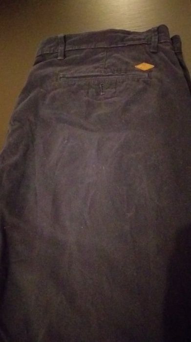 calças em azul escuro Forecast