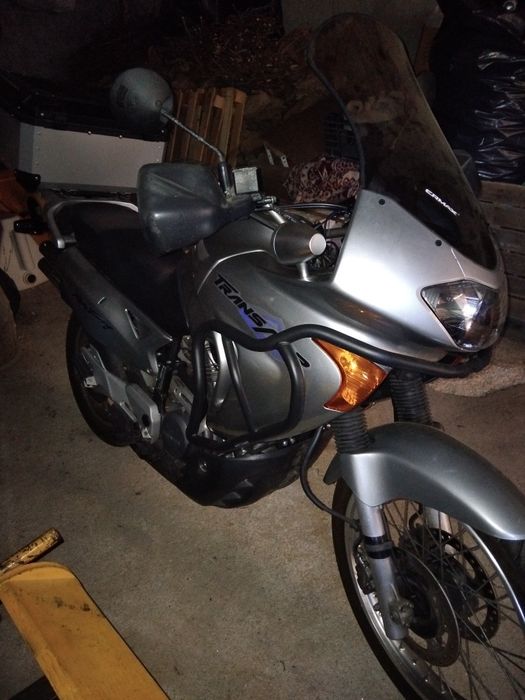 Honda transalp 650, 15000km reais