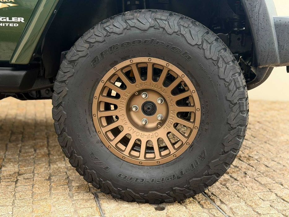 Jeep Wrangler Unlimited — fotografia 5