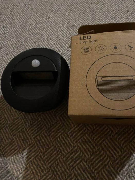 Продам світильник для сходів