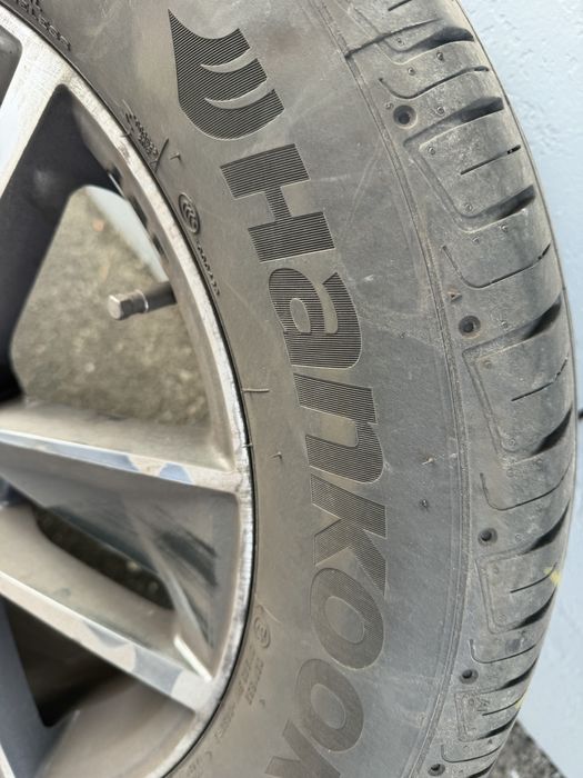 Продам автомобільну гуму