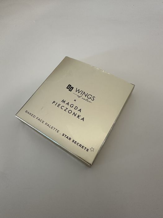 AA WINGS OF COLOR Star Secrets paletka Magda Pieczonka