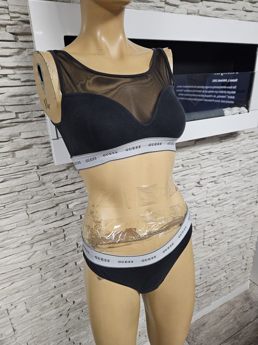 Komplet bielizny Guess biustonosz + stringi czarny rozmiar L