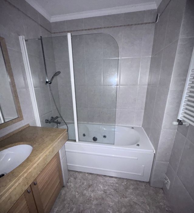 Banheira com Jacuzzi + Resguardo