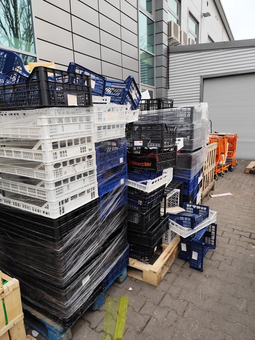 Oddam za darmo skrzynki plastikowe