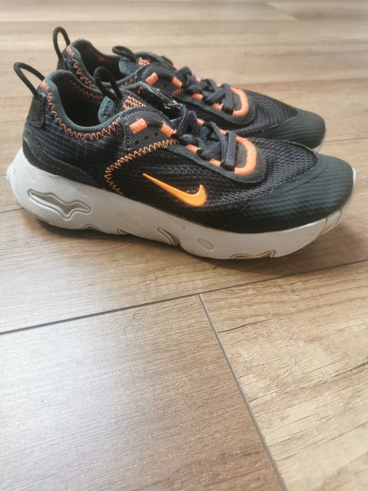 Buty Nike 34/36  dziecięce