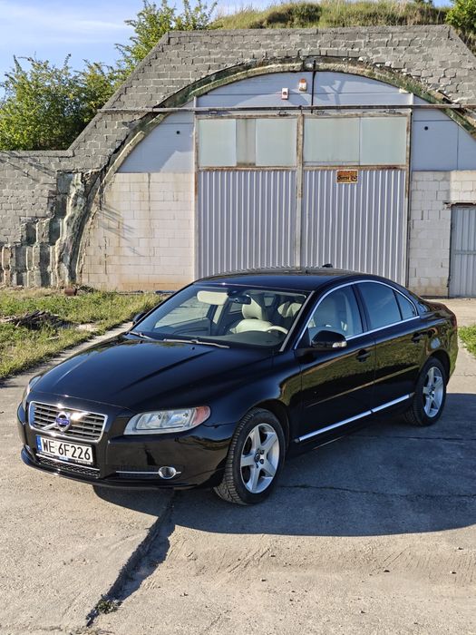 Volvo S80