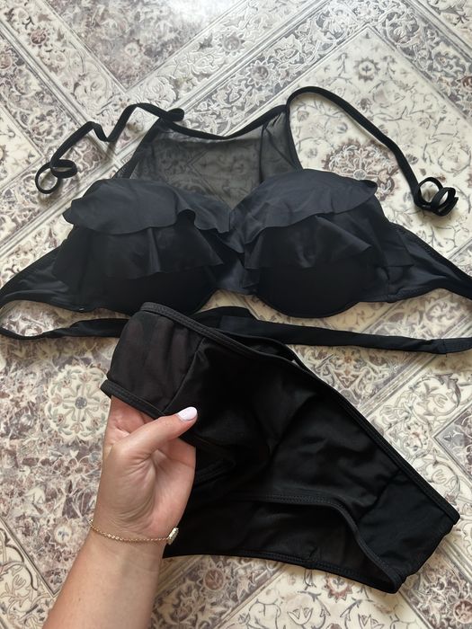 Купальники гарної якості Bershka, HM