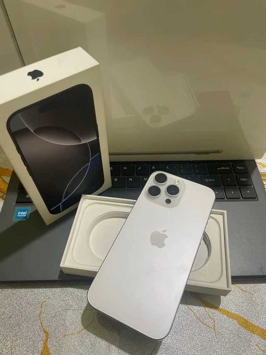 Apple iPhone 16 Pro Max 6.9" 256gb branco titanium