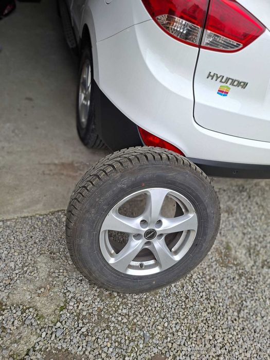 " Hyundai ix35 "