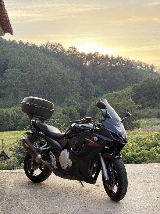 GSX 650 F Suzuki [25 kW License Certificate] Akrapovic