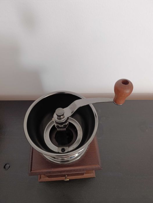Moinho de Café Vintage (Novo)