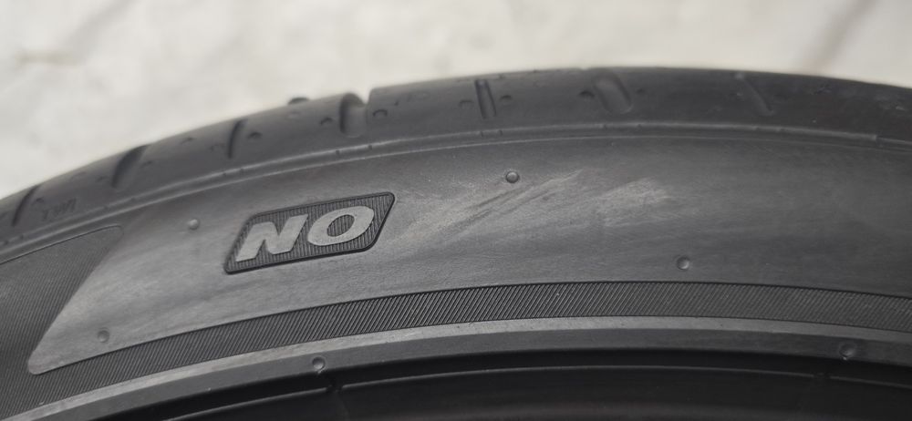 315/30/22 Pirelli Corsa super para 6mm  N0 Porsche