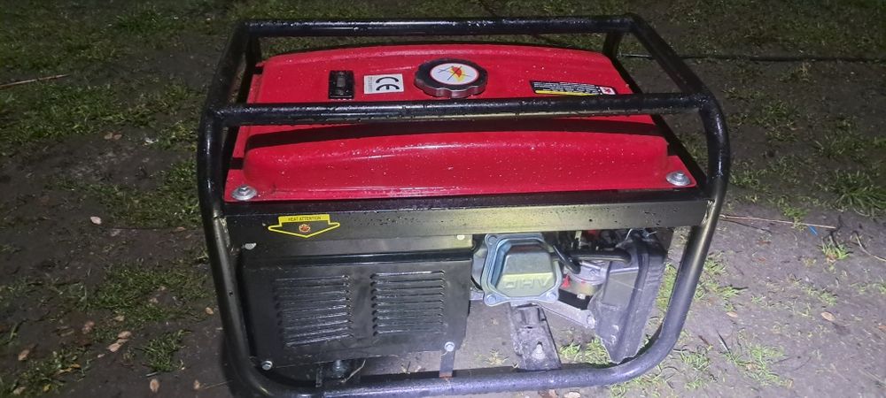 Продам генератор