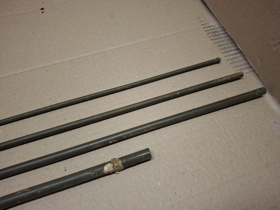 Wojskowa antena samochodowa 4m + uchwyt
