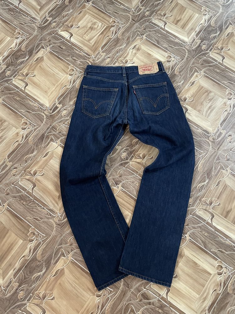 Levis w31 l32 300 Olx