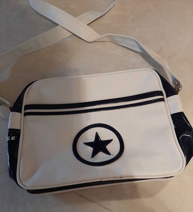 Saszetka,listonoszka Converse.