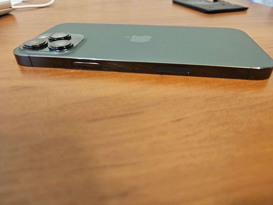 iPhone 13 pro max по запчастям, разборка