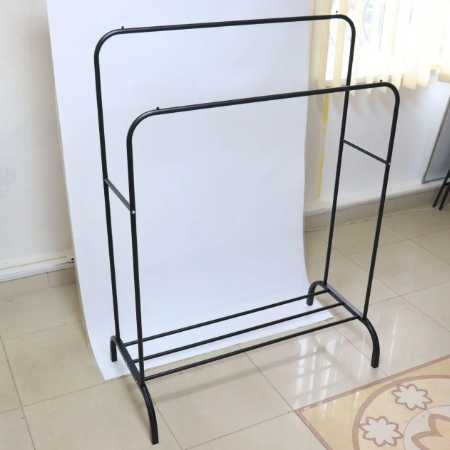 Cтійка для одягу у прихожу кімнату