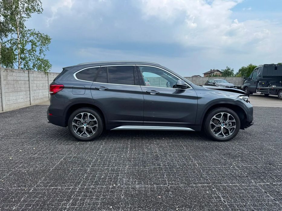 BMW X1 Przebieg 40 tys.km  Sdrive 2.0 benz. 178km