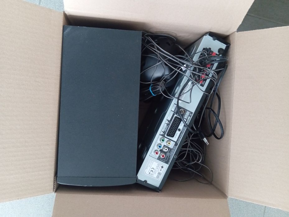 Kino domowe LG HT355SD + 5 głośników + sprawne DVD USB