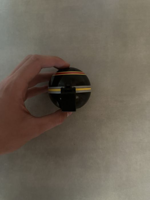 Figurka Eevee w Pokeball’u (Ultraball)