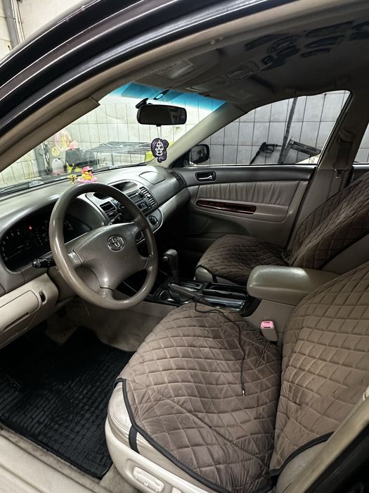 Продам Тойоту Камрі 30