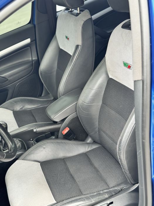 Skoda  VRS 2.0T.  .