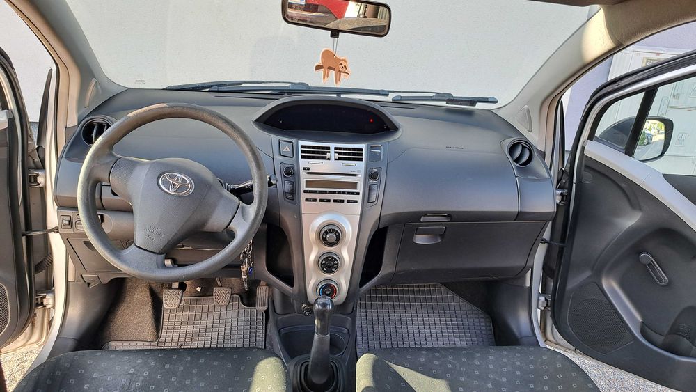 Sprzedam Toyotę Yaris
