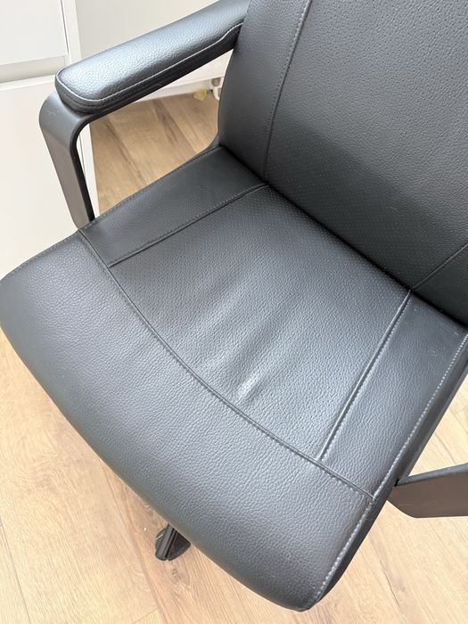 Krzeslo obrotowe Ikea czarne