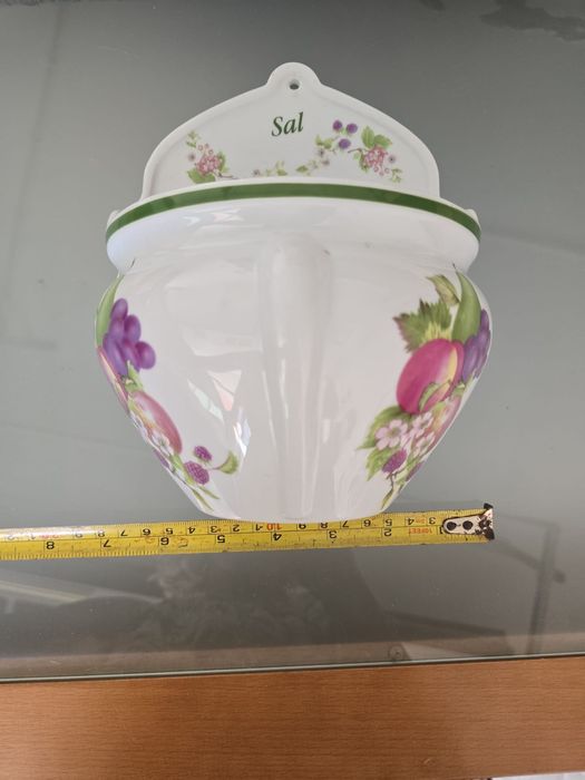 Saleiro de parede
