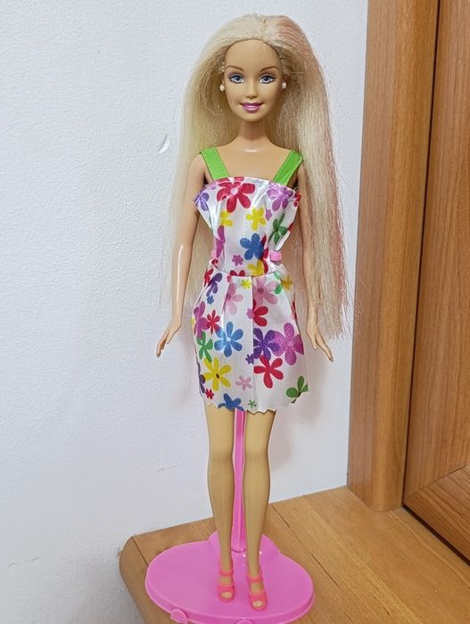 Ubranka dla Barbie - sukienka