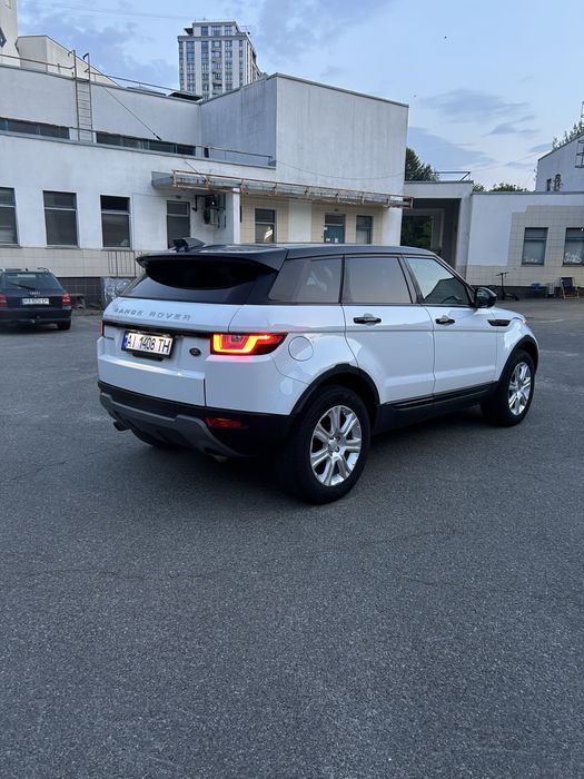 Range rover evoque