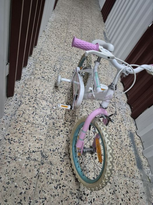 Vendo bicicleta de menina roda 16