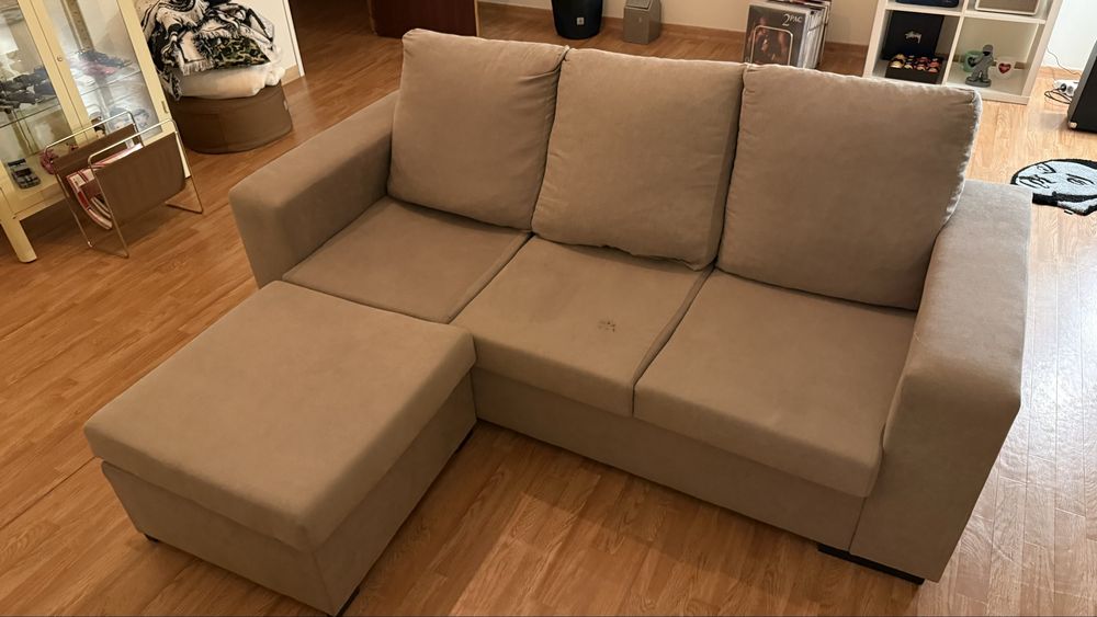 sofá 3 lugares bege